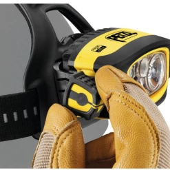 De gros 😍 Running Petzl Lampe Frontale Petzl Duo Z2 😉 10 De gros 😍 Running Petzl Lampe Frontale Petzl Duo Z2 😉 -Boutique Montres and Co 31cc2af117d947519d515fc30fc46ff5